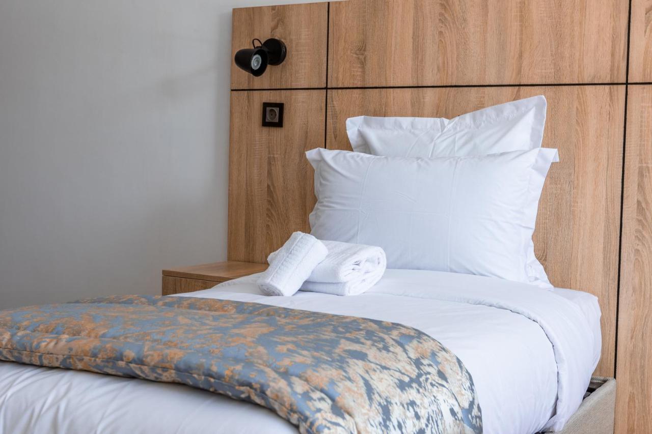 Karam Hotel
